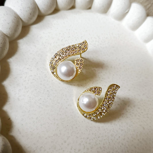 Crystal Wave Pearl Studs