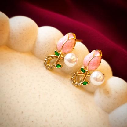 Tulip Pearl Earrings – Graceful Gold & Pearl Studs